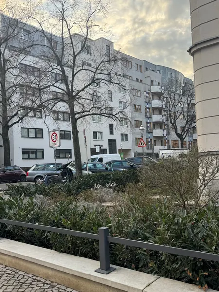 Nahe Olivaer Platz & Kurfürsten Damm - möblierte 2-Zi.-Whg — photo 1